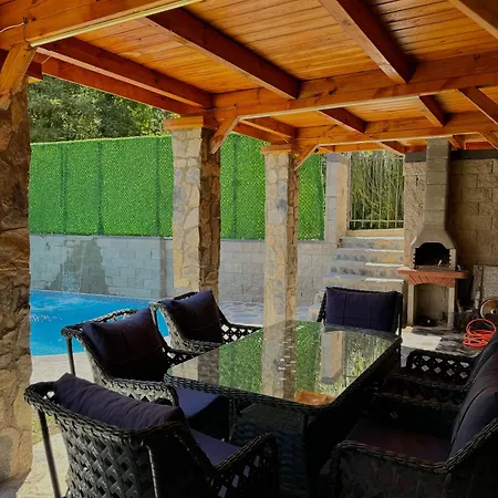 Apartment With Private Pool Defne