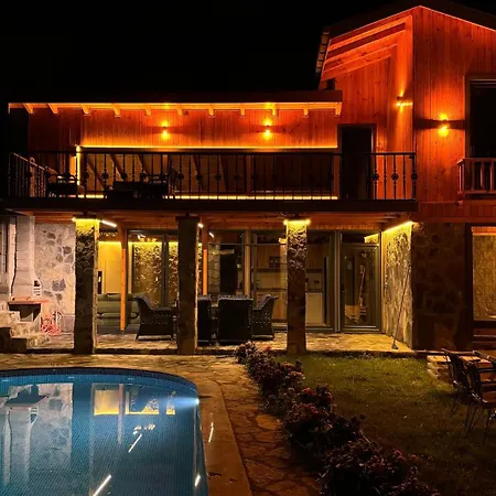 With Private Pool Defne Apartment *